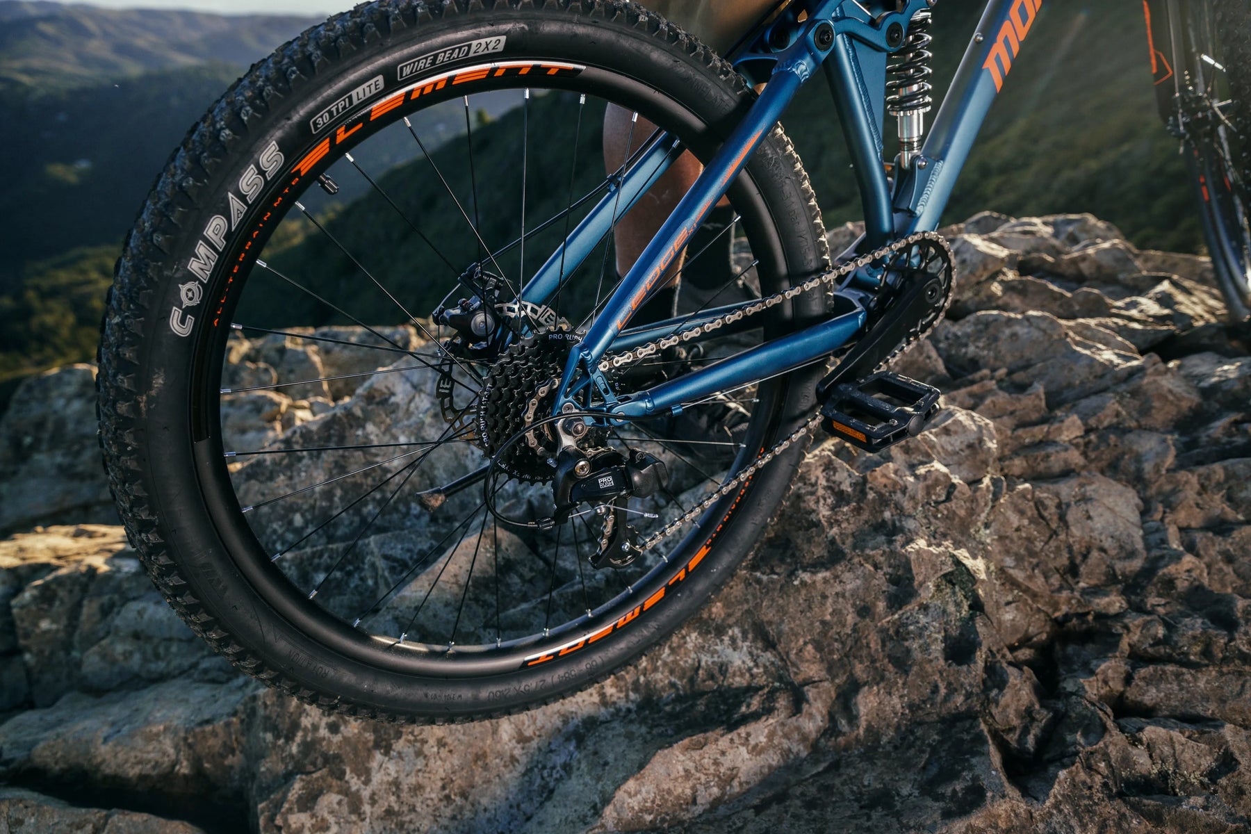 27.5" Ledge Mountain Bike, 7 Speeds, Teal - Product image 5