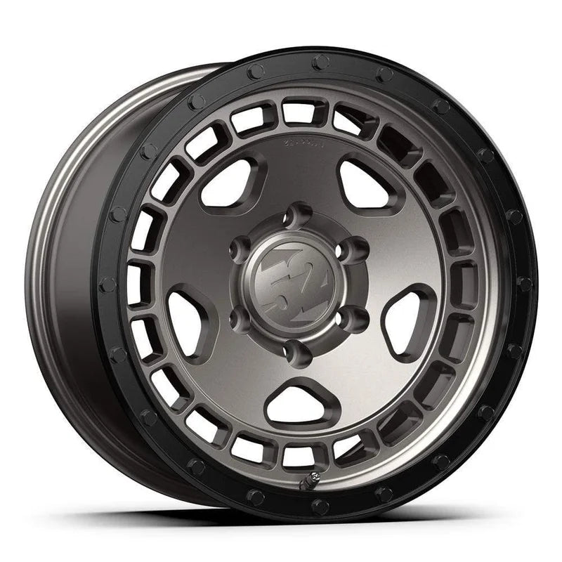 fifteen52 Turbomac HD 17" 5x139.5 Magnesium Grey